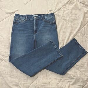 Good American Straight Leg Jeans in Dark Blue Wash
